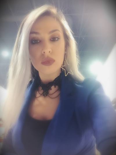 Adriana 35 лет Frankfurt  Германия