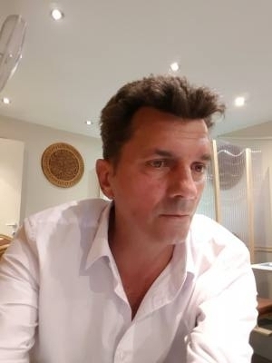 Edo 54 ans Paris  France