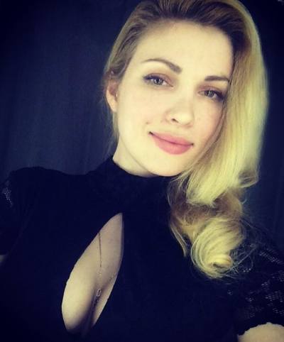 Olena 37 ans Krasnograd Ukraine