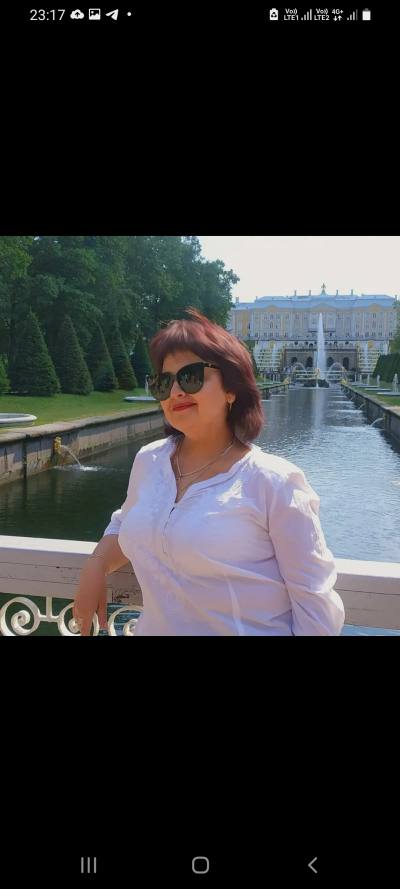 марина 43 ans St Petersbourg Russie