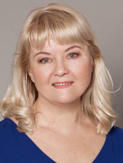 Irina 53 ans Санкт-Петербург Russie