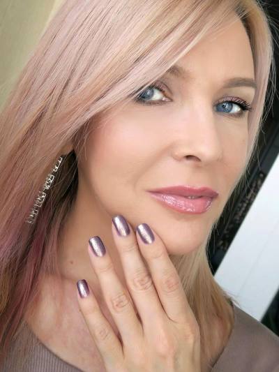 Olga 50 ans Kyiv Ukraine