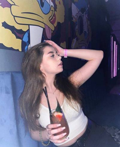 Ksenia 29 Jahre London Großbritannien