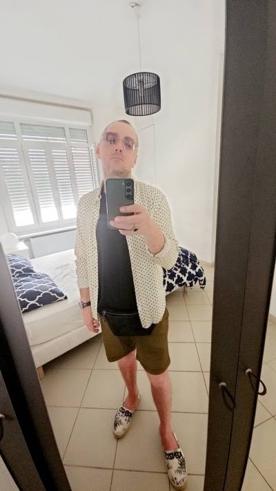David 44 ans Lille  France