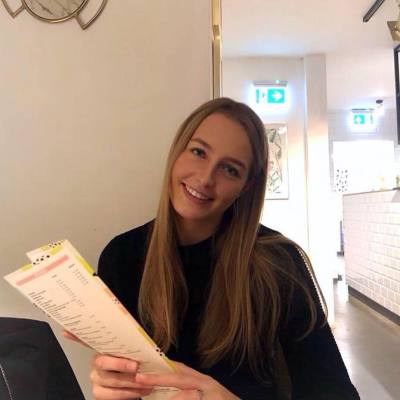 Sanna 36 years Maastricht Netherlands