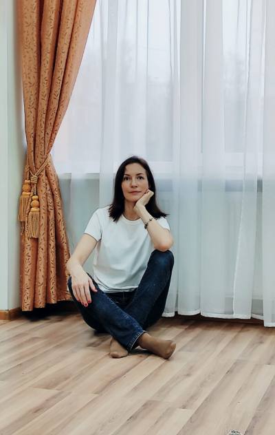 Aleksandra 47 ans Saint-petersburg Russie