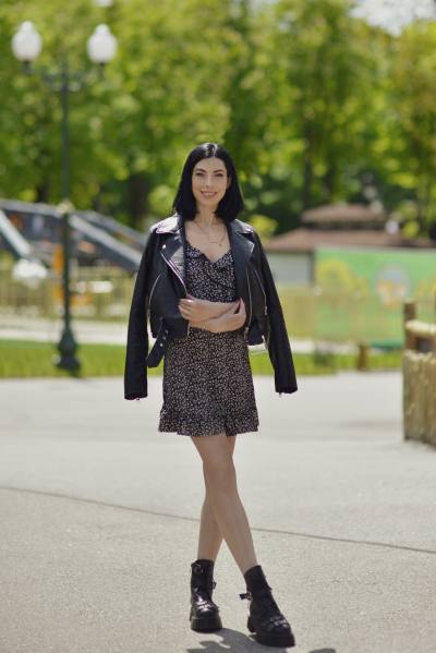 Karina 34 ans Kharkiv Ukraine