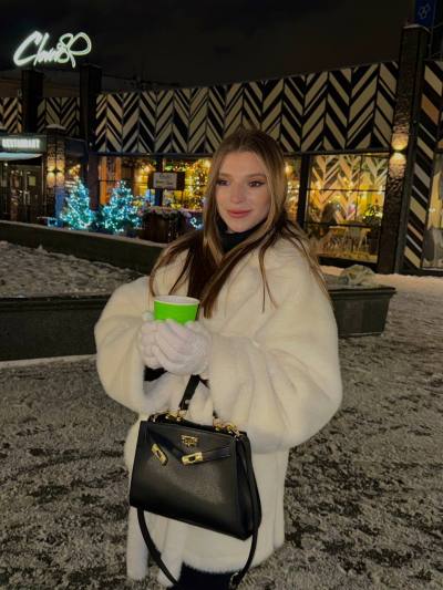 Viktoriia 26 ans Vinnytsia Ukraine