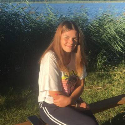 Кarina 23 ans Смт Ратне Ukraine