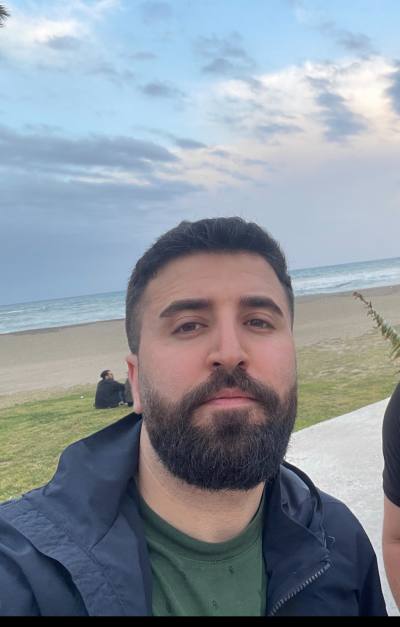 Ahmad 27 лет  Германия