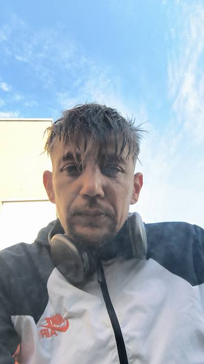Max 41 ans Pézenas France