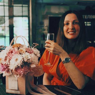 Marina 43 ans Snt. Petersburg Russie