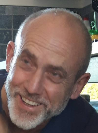 Alain 64 лет Reims Франция