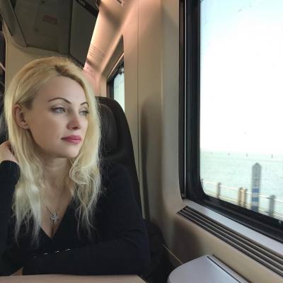 Veronika 47 ans Minsk Biélorussie