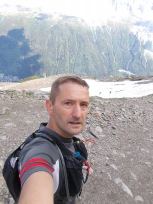 Denis 52 лет Bogny Sur Meuse Франция