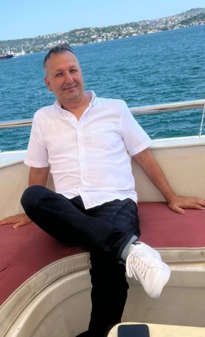 Zeki 51 years Düsseldorf  Germany