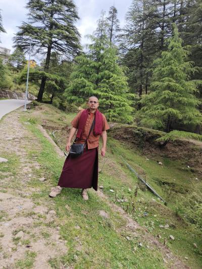 Tenzin 30 лет Kathmandu Китай
