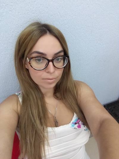 Elena 45 ans Kramatorsk Ukraine