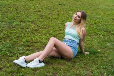 Dana 30 ans Kiev Ukraine