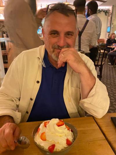 Marc 61 лет Bastia  Франция