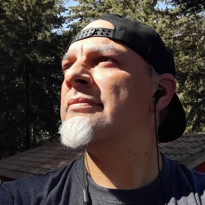 Steven 51 ans Fergus Canada