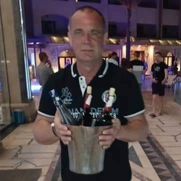 Claude 56 ans Le Locle Suisse