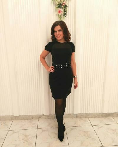 Irina 36 ans Brest Biélorussie