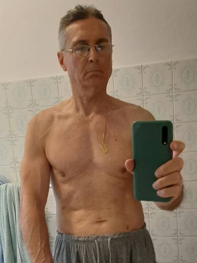 Carlo 65 ans Milan Italie