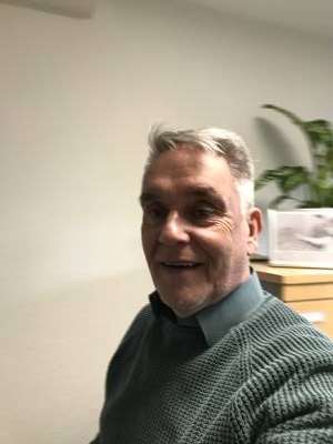 Michael 64 ans Bremen  Allemagne