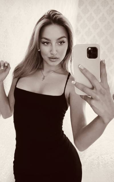 Darya 26 ans Donetsk  Ukraine