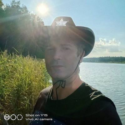 Sarang 39 ans Wiesbaden  Allemagne