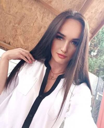 Лена 24 ans Москва  Russie