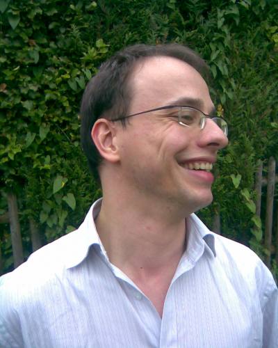 Arnaud 46 лет Marche-en-famenne Бельгия