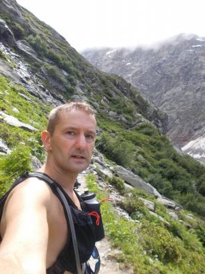 Denis 52 лет Bogny Sur Meuse Франция