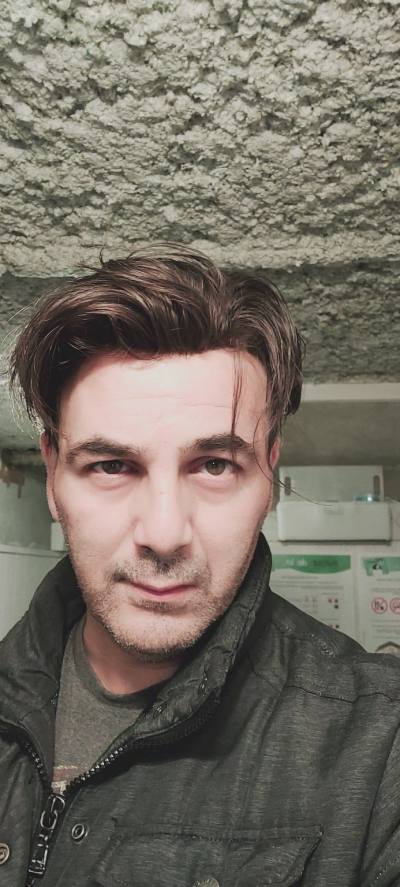 Eliott 46 ans Cannes  France