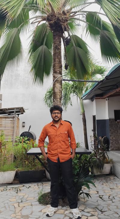 Shubham 26 лет Mumbai Индия