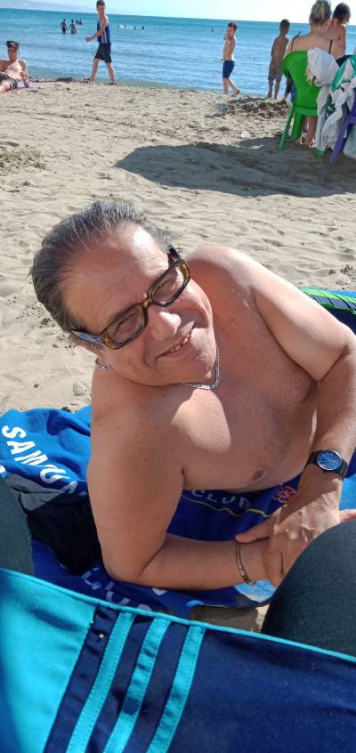 Alim 59 ans Berlin Allemagne