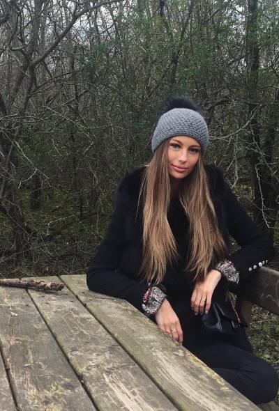 Dasha 39 years Paris France