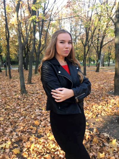 Zhanna 26 ans Киев Ukraine