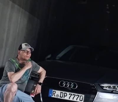 Vitali 43 лет Nittendorf Германия