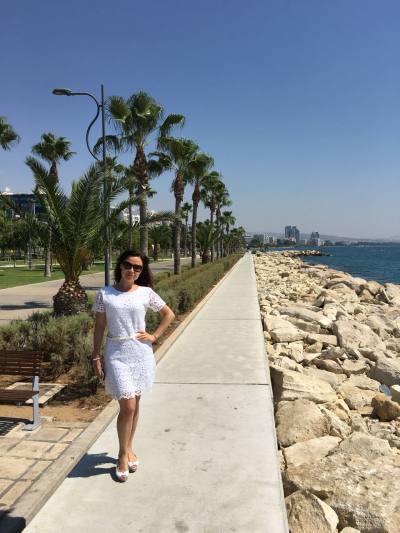 Mari 42 ans Киев Ukraine