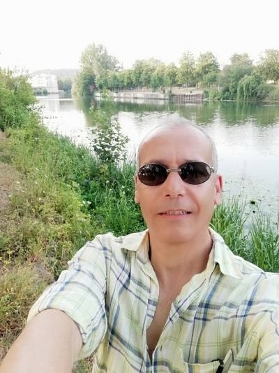 Simo 53 лет Compiègne Франция