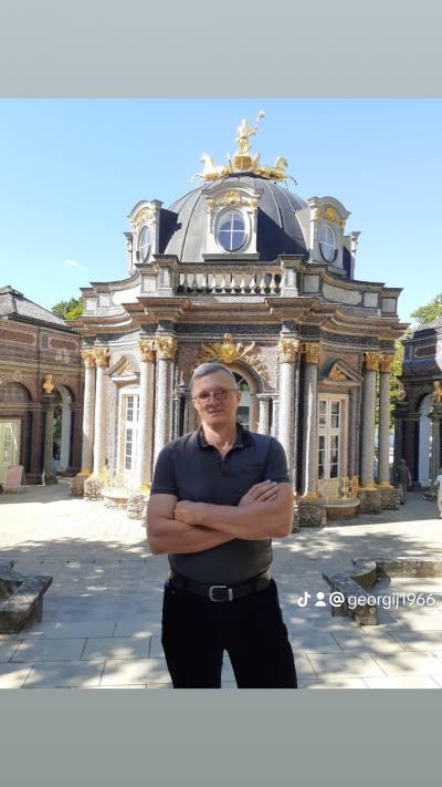 Georgij 56 ans Erfurt Allemagne