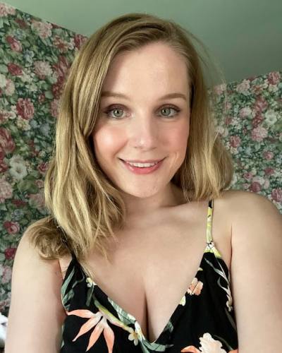 Anna 34 years Bonns Germany