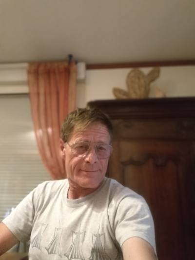 Jean marie 60 лет St Cast Le Guildo  Франция