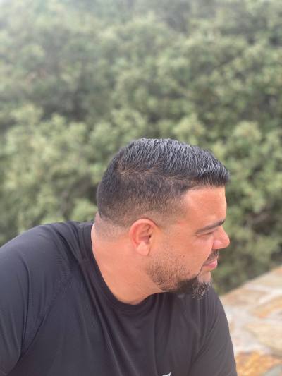 Farid 44 ans Charleroi  Belgique