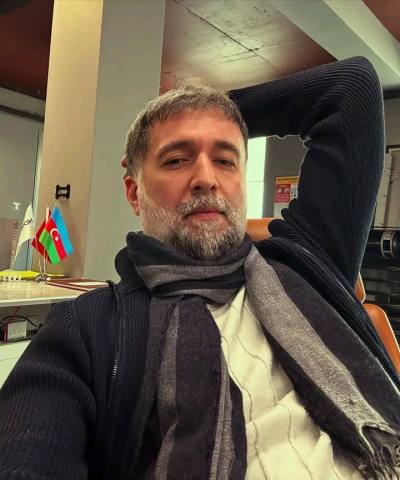 Richard 54 лет Marseille  Франция