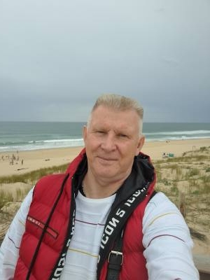 Youri 63 ans Balbigny France