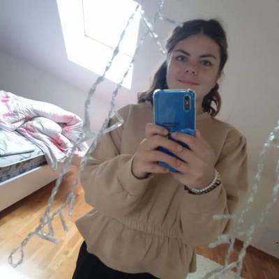 Кarina 23 ans Смт Ратне Ukraine