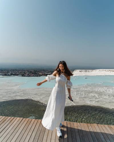 Amara 32 years Zurich Switzerland